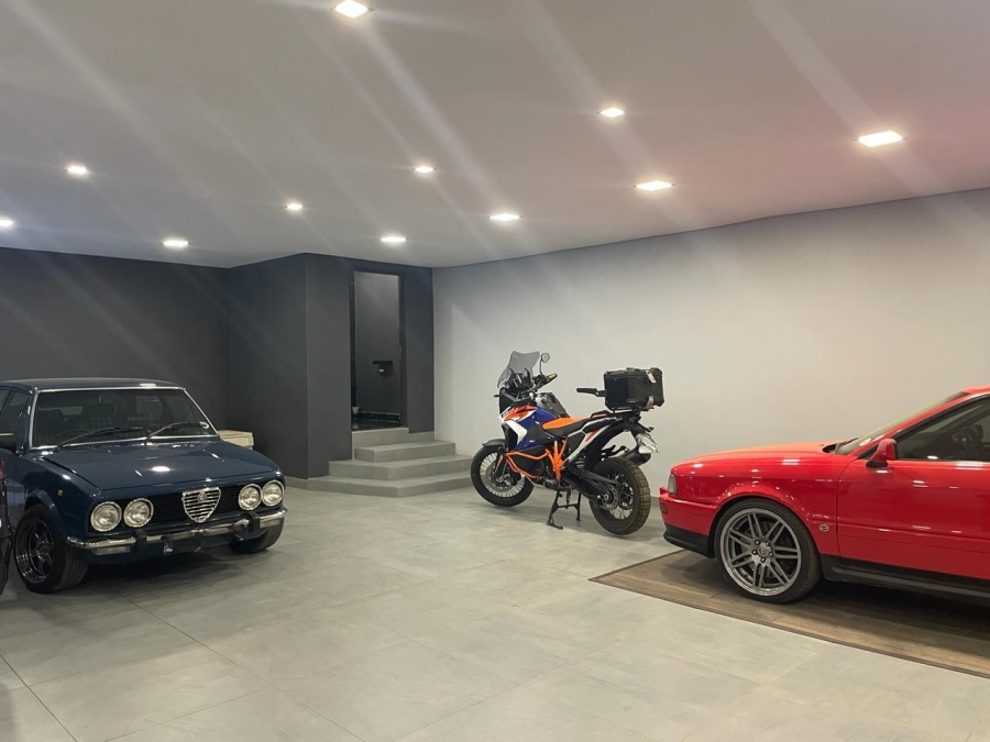 To Let commercial Property for Rent in Donkerhoek AH Gauteng
