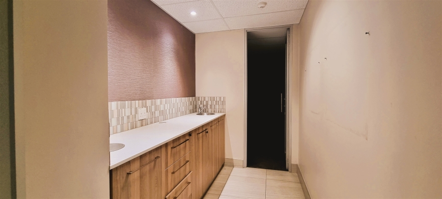 To Let commercial Property for Rent in North Riding Gauteng