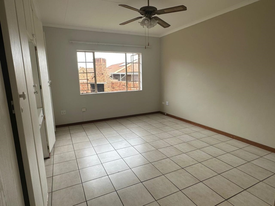 3 Bedroom Property for Sale in Magalieskruin Gauteng