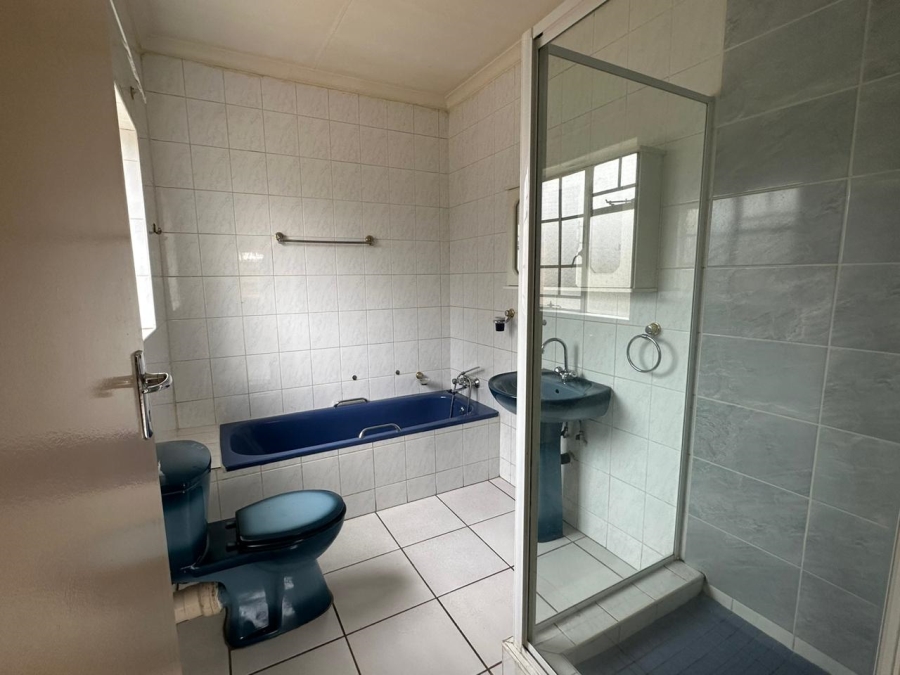 3 Bedroom Property for Sale in Magalieskruin Gauteng