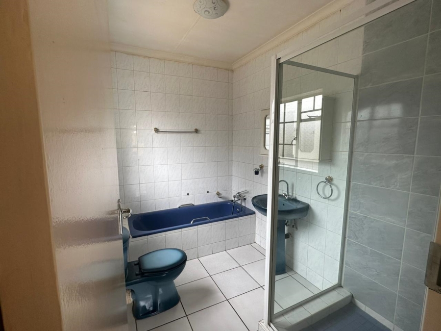 3 Bedroom Property for Sale in Magalieskruin Gauteng
