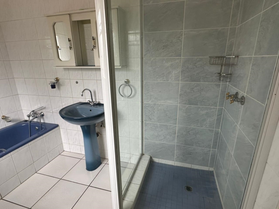 3 Bedroom Property for Sale in Magalieskruin Gauteng