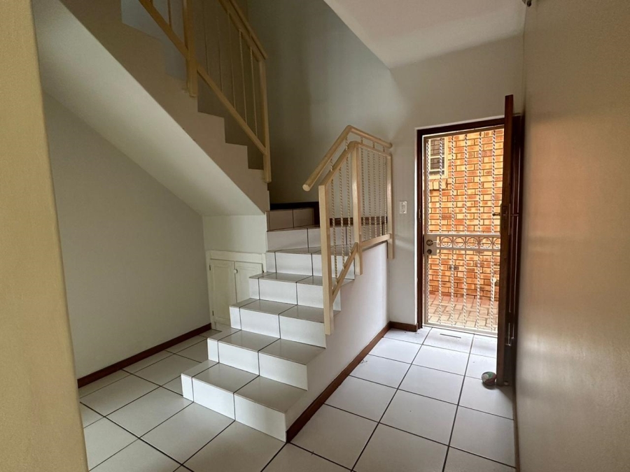 3 Bedroom Property for Sale in Magalieskruin Gauteng