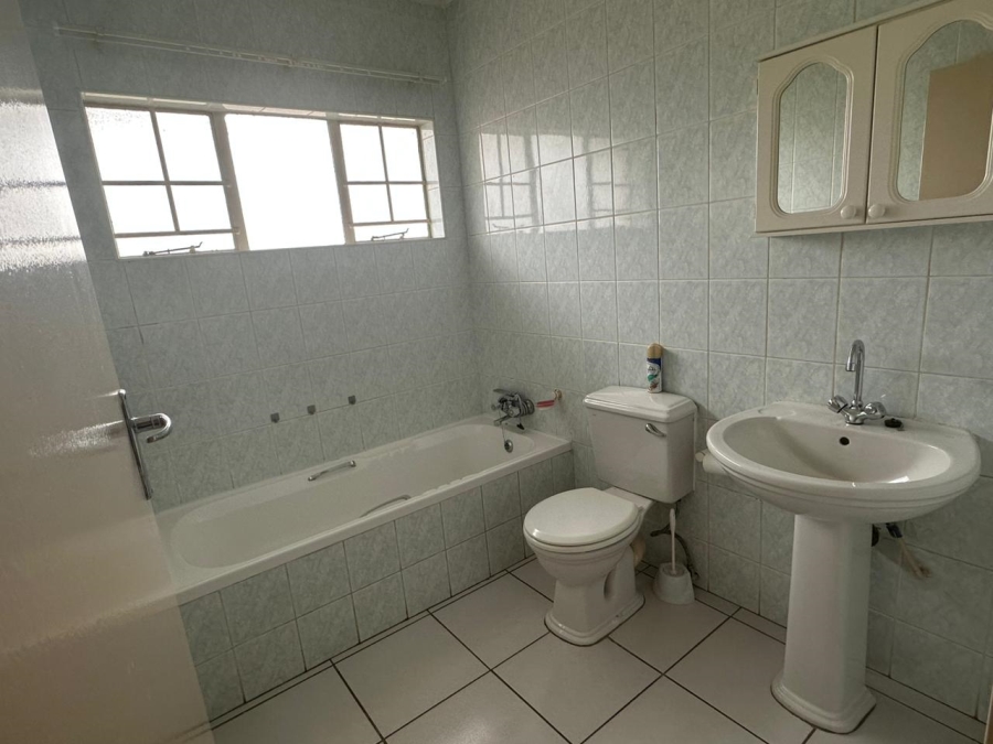 3 Bedroom Property for Sale in Magalieskruin Gauteng