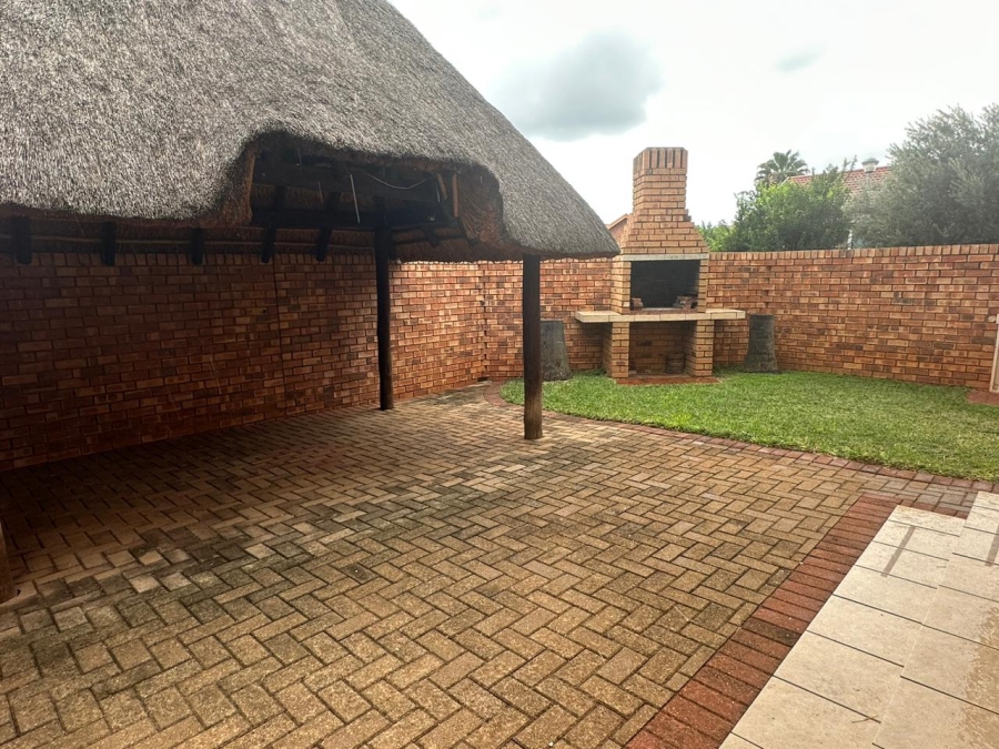 3 Bedroom Property for Sale in Magalieskruin Gauteng