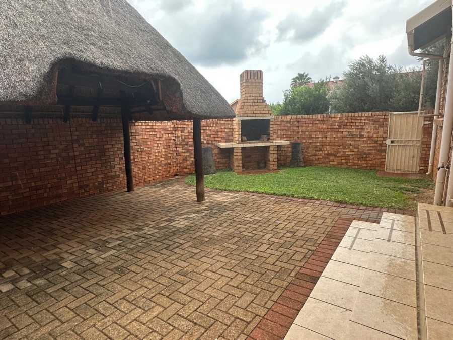 3 Bedroom Property for Sale in Magalieskruin Gauteng
