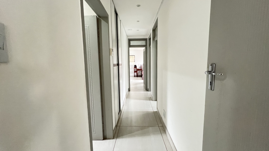 4 Bedroom Property for Sale in Noordheuwel Gauteng
