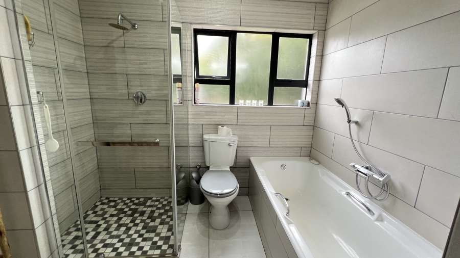 4 Bedroom Property for Sale in Noordheuwel Gauteng