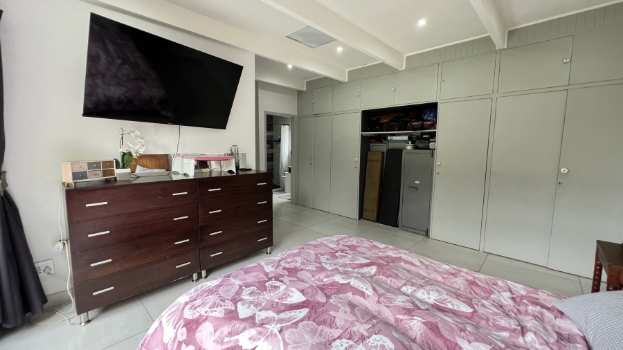 4 Bedroom Property for Sale in Noordheuwel Gauteng