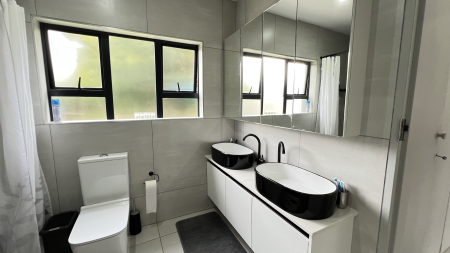 4 Bedroom Property for Sale in Noordheuwel Gauteng