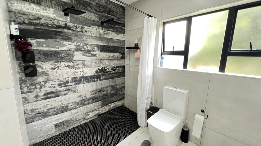 4 Bedroom Property for Sale in Noordheuwel Gauteng