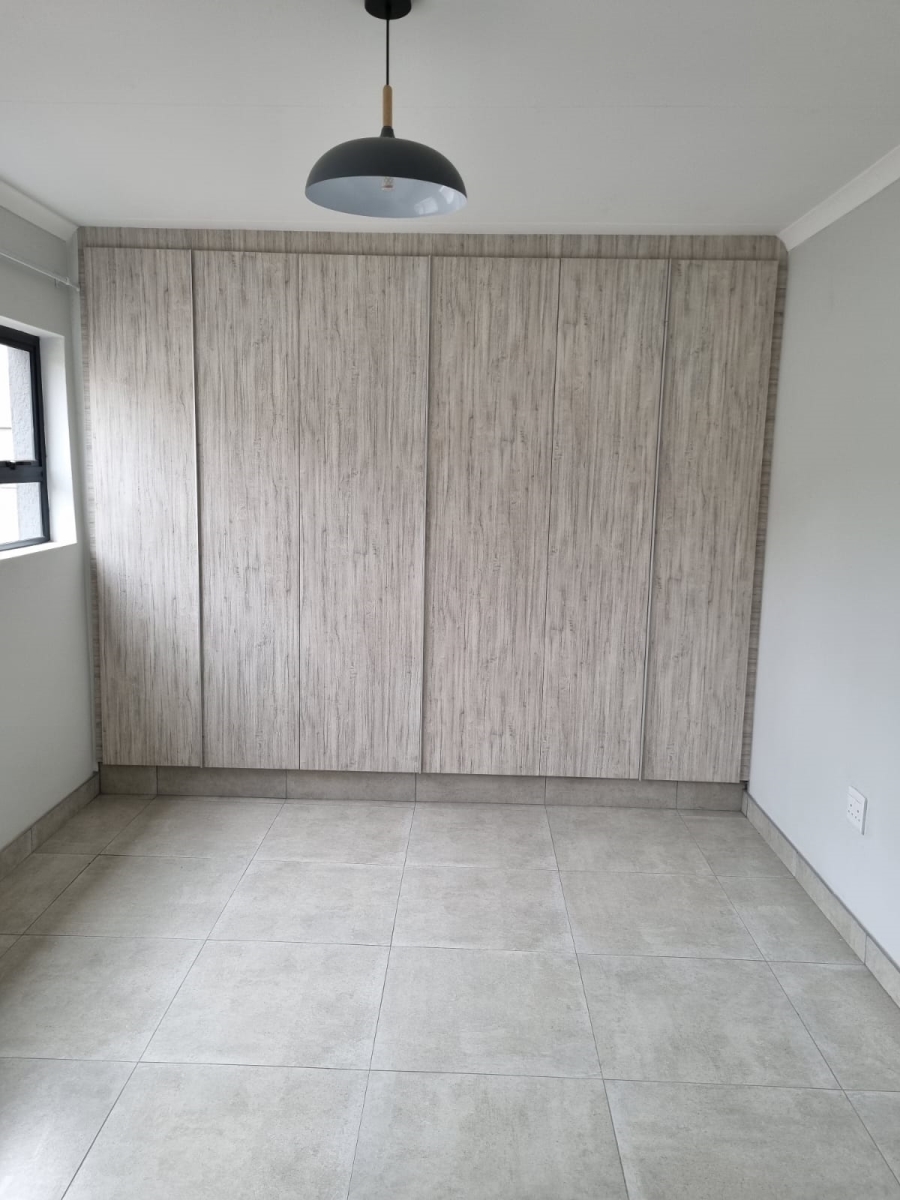 4 Bedroom Property for Sale in Noordheuwel Gauteng