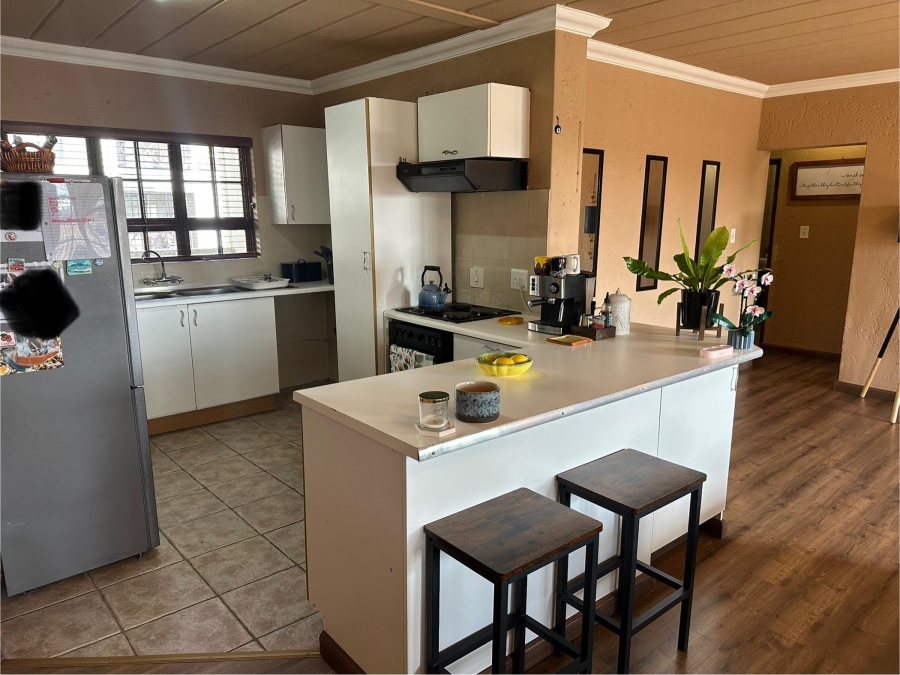 2 Bedroom Property for Sale in Dowerglen Ext 4 Gauteng