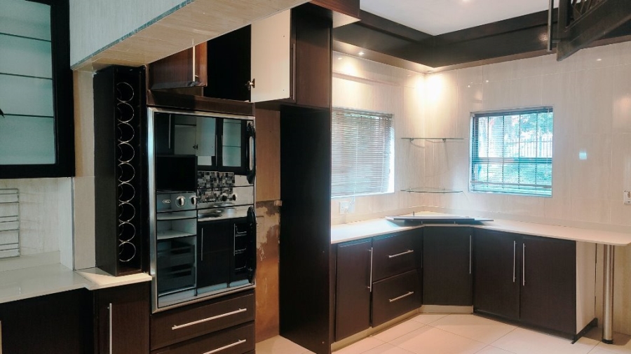 4 Bedroom Property for Sale in Amandasig Gauteng