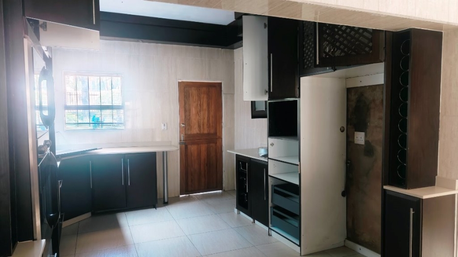 4 Bedroom Property for Sale in Amandasig Gauteng