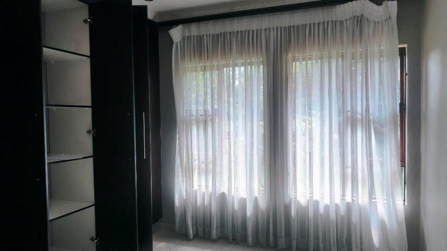4 Bedroom Property for Sale in Amandasig Gauteng