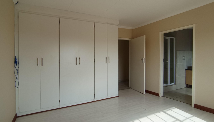 3 Bedroom Property for Sale in Equestria Gauteng