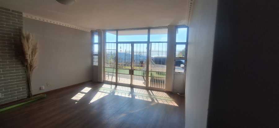 2 Bedroom Property for Sale in Honeyhills Gauteng