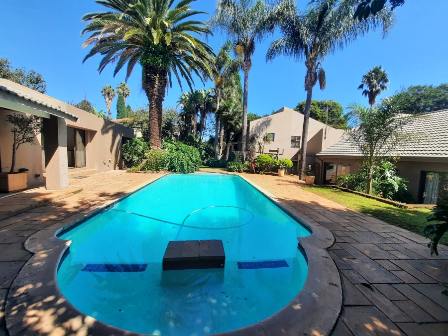 4 Bedroom Property for Sale in Bedfordview Gauteng