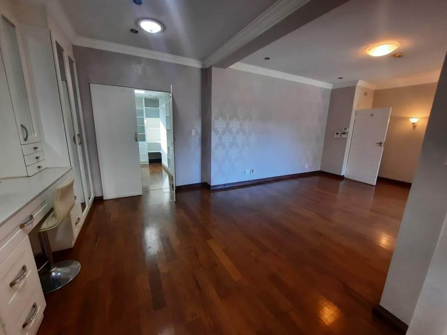 4 Bedroom Property for Sale in Bedfordview Gauteng