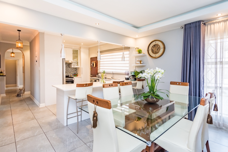 4 Bedroom Property for Sale in Buccleuch Gauteng