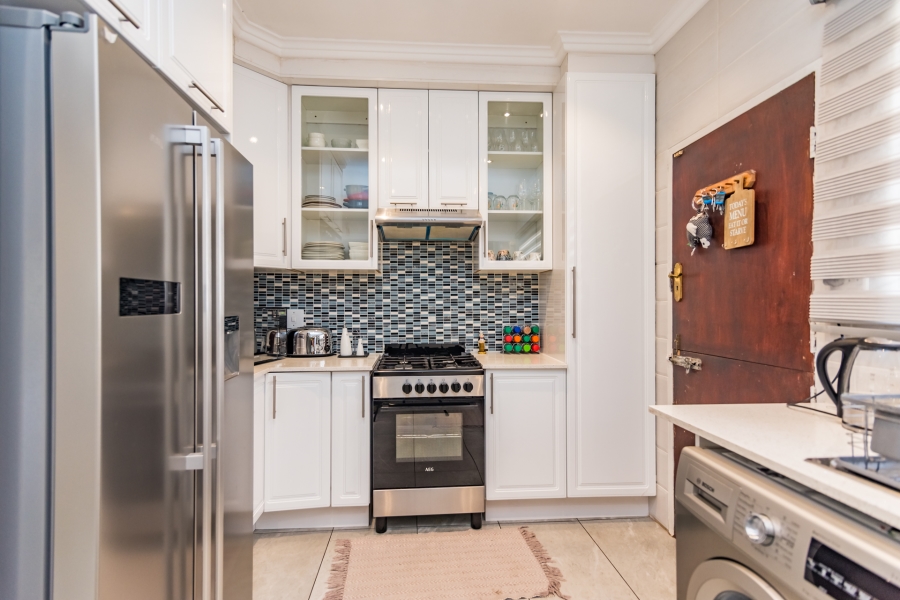 4 Bedroom Property for Sale in Buccleuch Gauteng