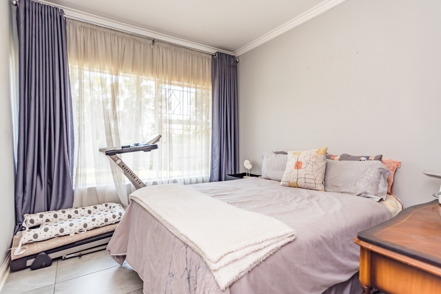 4 Bedroom Property for Sale in Buccleuch Gauteng