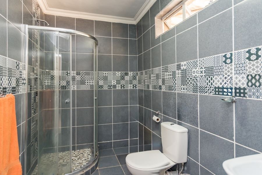 4 Bedroom Property for Sale in Buccleuch Gauteng