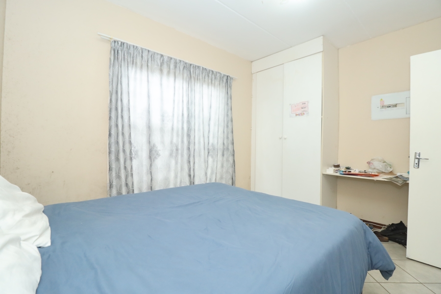 2 Bedroom Property for Sale in Honeypark Gauteng