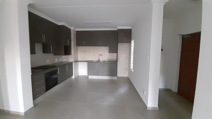 To Let 2 Bedroom Property for Rent in Bryanston Gauteng