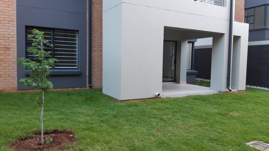 To Let 2 Bedroom Property for Rent in Bryanston Gauteng