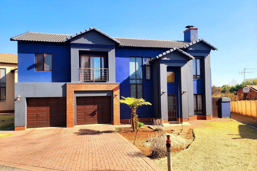 5 Bedroom Property for Sale in Celtisdal Gauteng