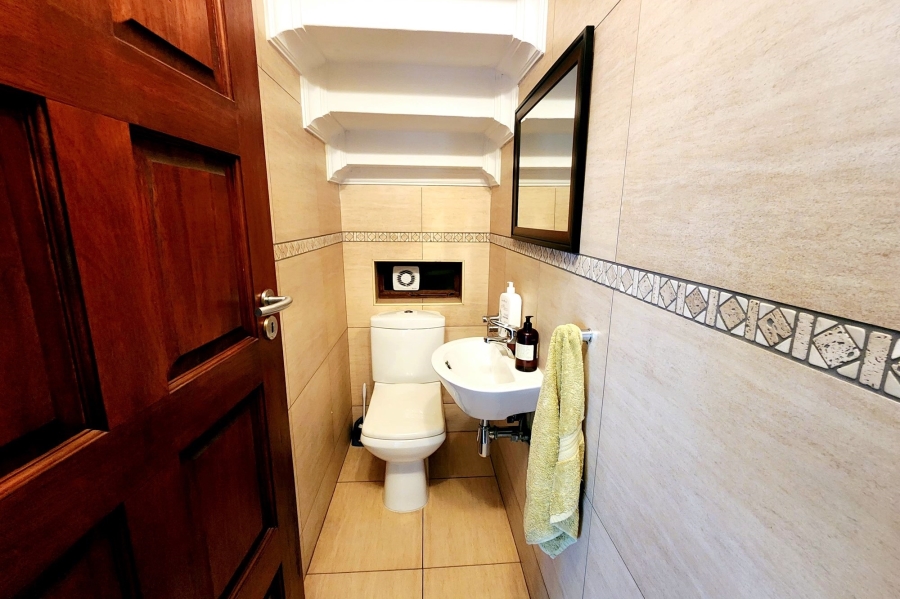 5 Bedroom Property for Sale in Celtisdal Gauteng