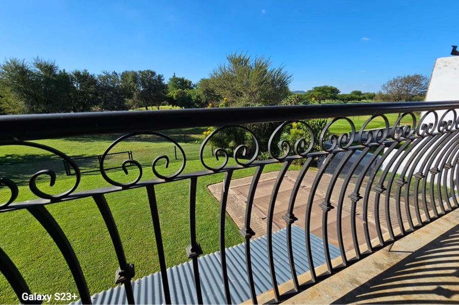 5 Bedroom Property for Sale in Theresa Park Gauteng
