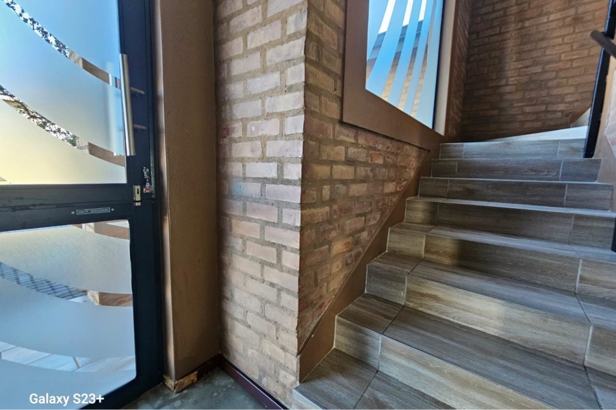 5 Bedroom Property for Sale in Theresa Park Gauteng