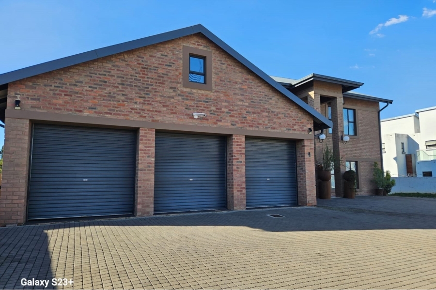 5 Bedroom Property for Sale in Theresa Park Gauteng