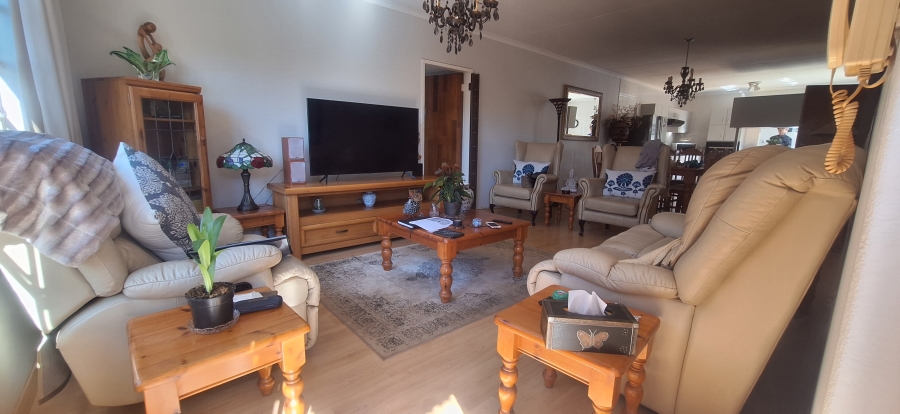 3 Bedroom Property for Sale in Noordheuwel Gauteng