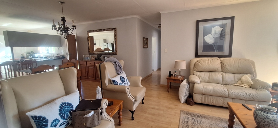 3 Bedroom Property for Sale in Noordheuwel Gauteng