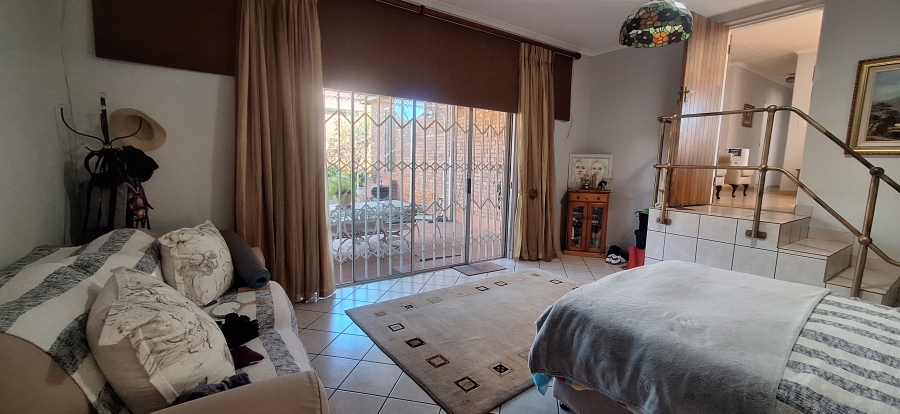 3 Bedroom Property for Sale in Noordheuwel Gauteng