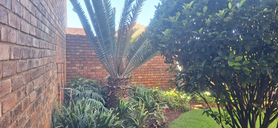 3 Bedroom Property for Sale in Noordheuwel Gauteng