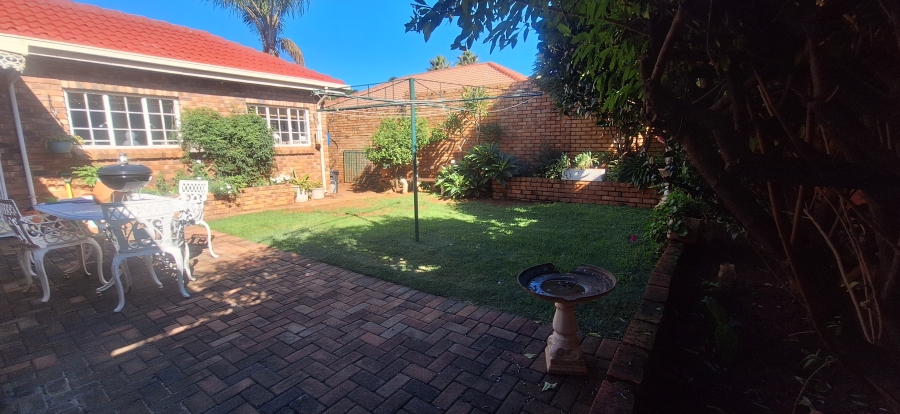3 Bedroom Property for Sale in Noordheuwel Gauteng