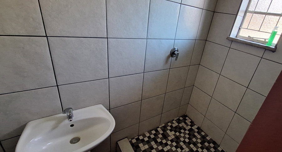 5 Bedroom Property for Sale in Mullerstuine Gauteng
