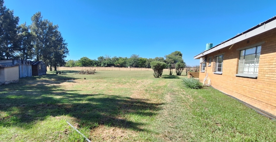 5 Bedroom Property for Sale in Mullerstuine Gauteng