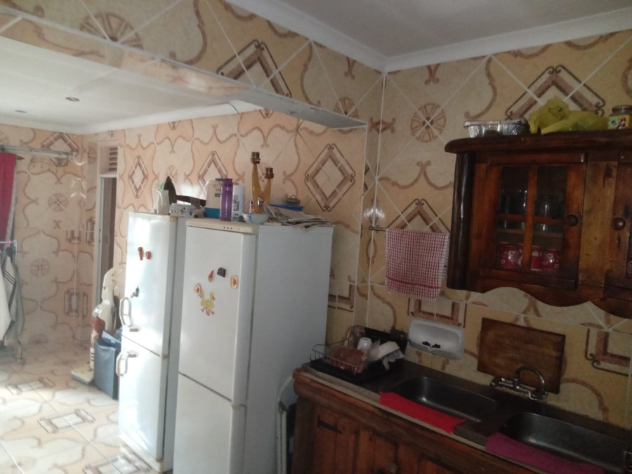 5 Bedroom Property for Sale in Birch Acres Gauteng