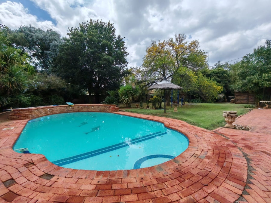 4 Bedroom Property for Sale in Three Rivers East Gauteng