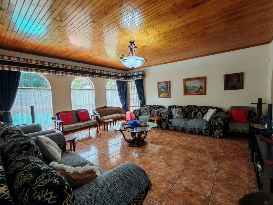 4 Bedroom Property for Sale in Three Rivers East Gauteng