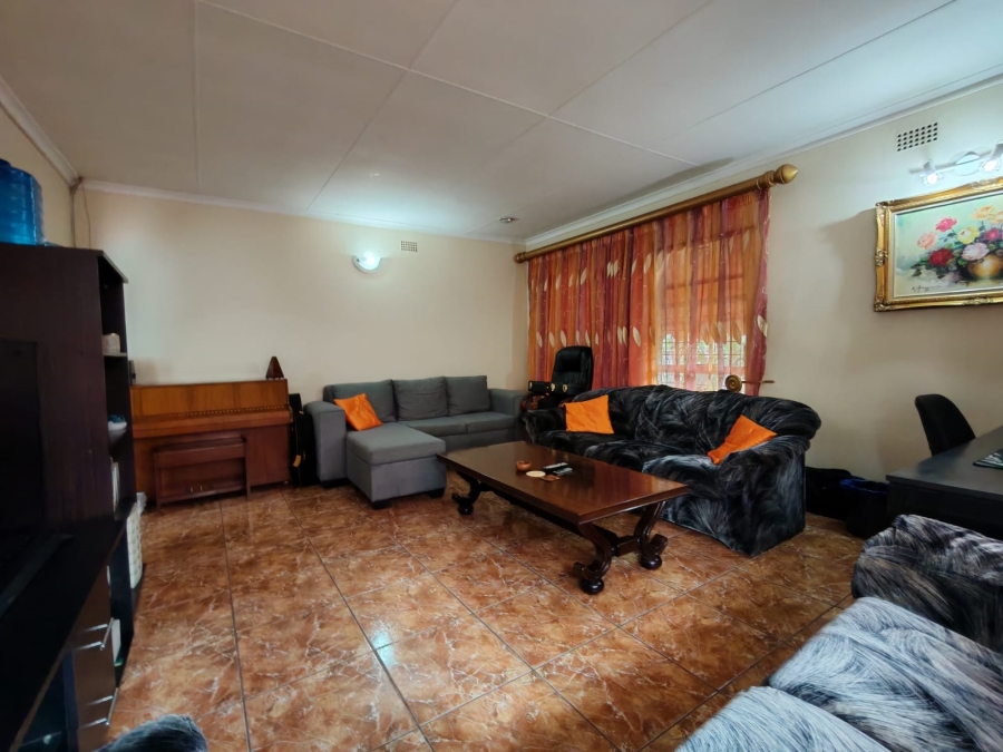 4 Bedroom Property for Sale in Three Rivers East Gauteng