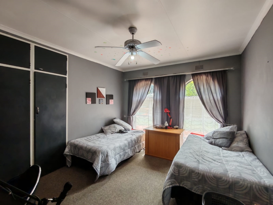 4 Bedroom Property for Sale in Three Rivers East Gauteng