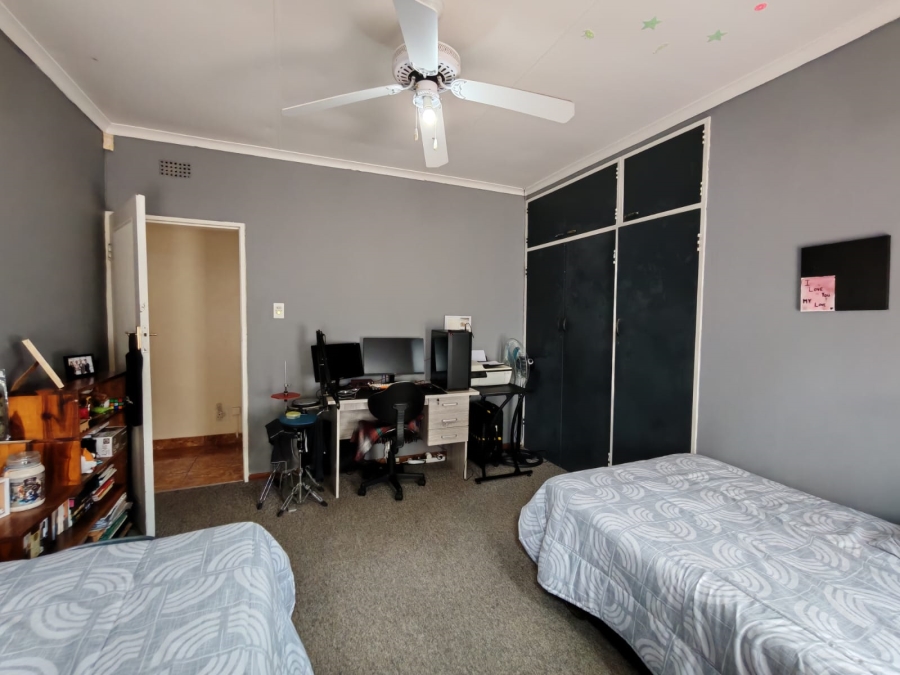 4 Bedroom Property for Sale in Three Rivers East Gauteng