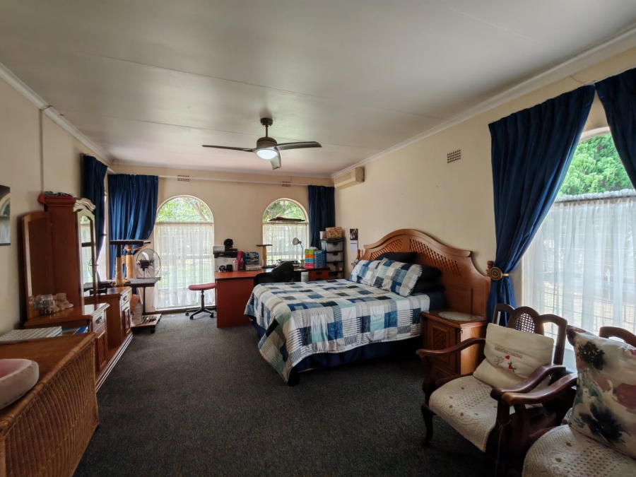4 Bedroom Property for Sale in Three Rivers East Gauteng